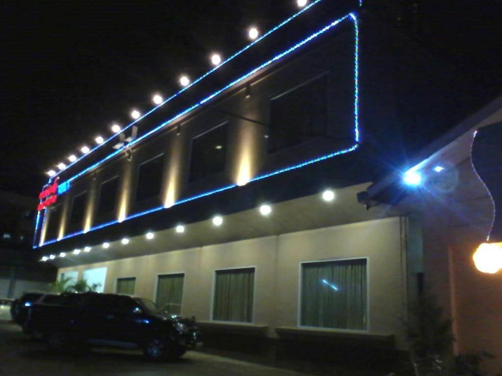 Aung Tha Pyay Hotel 3 Янгон Екстер'єр фото