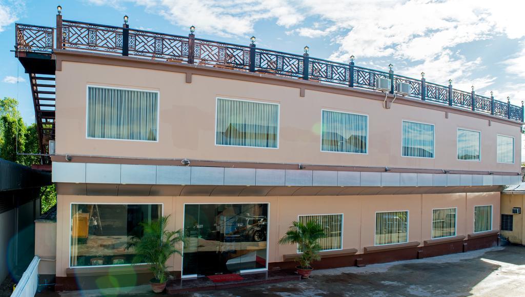 Aung Tha Pyay Hotel 3 Янгон Екстер'єр фото
