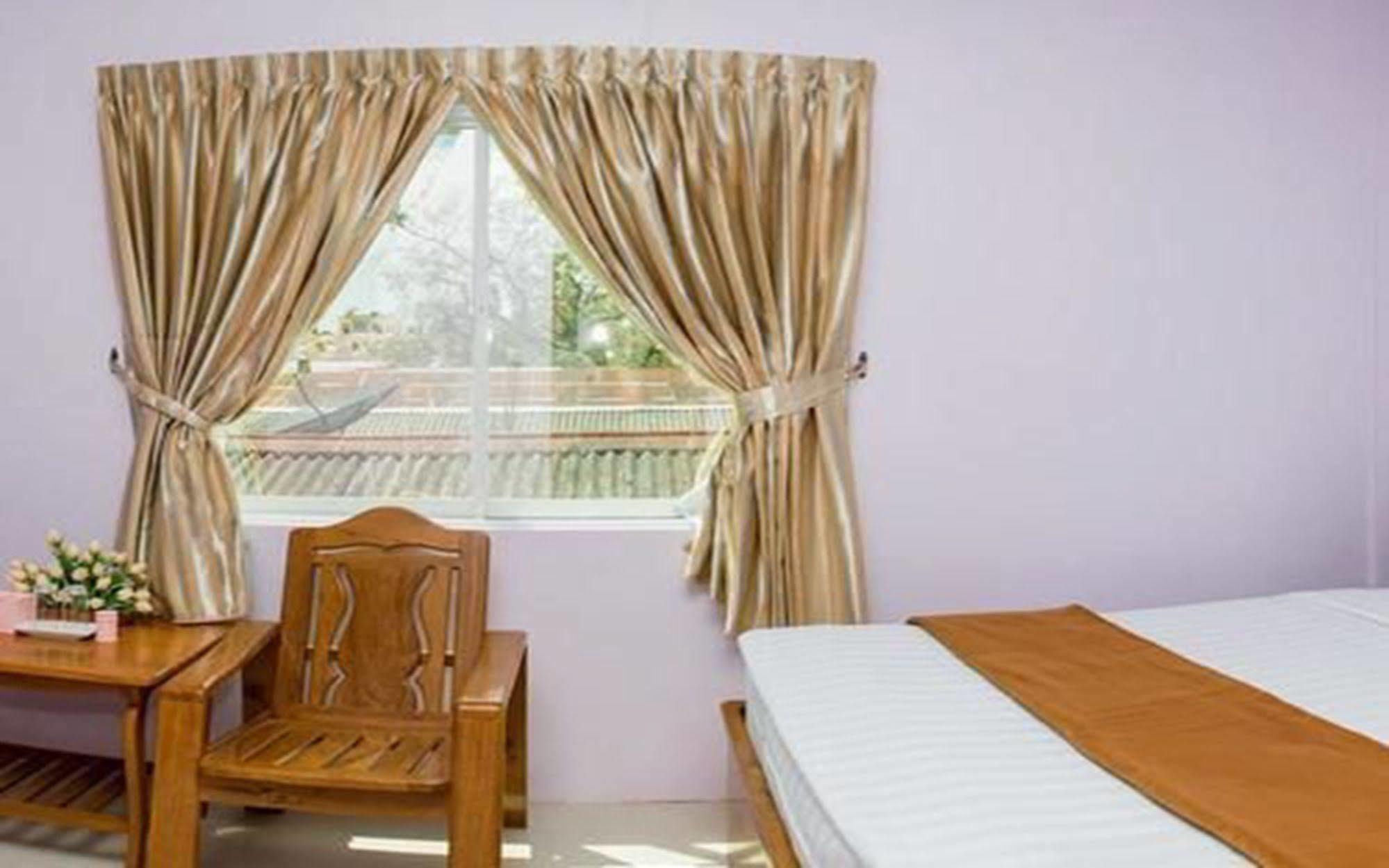 Aung Tha Pyay Hotel 3 Янгон Екстер'єр фото